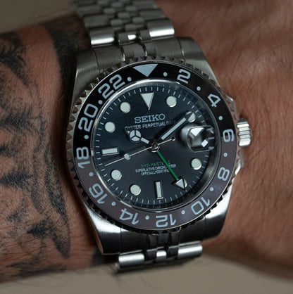 SEIKO MOD GMT BRUCE WAYNE MEN'S WATCH