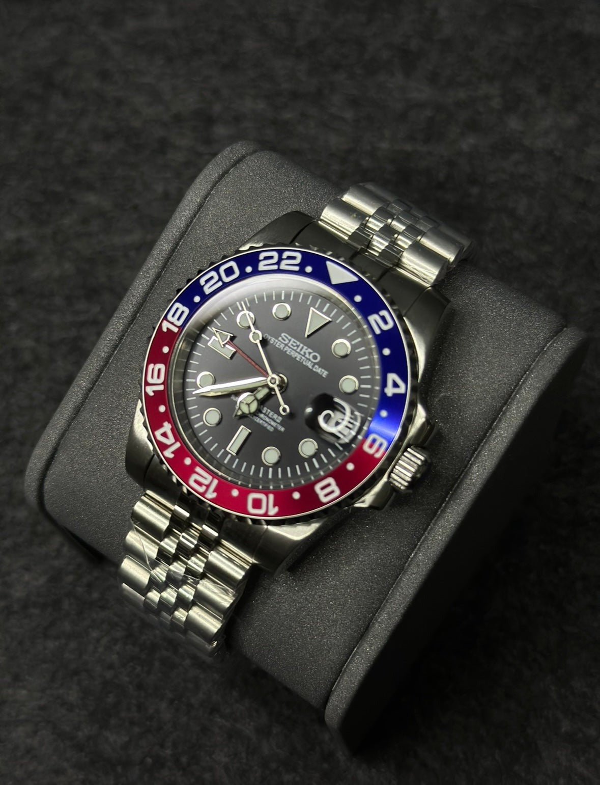 SEIKO MOD GMT PEPSI MEN'S WATCH